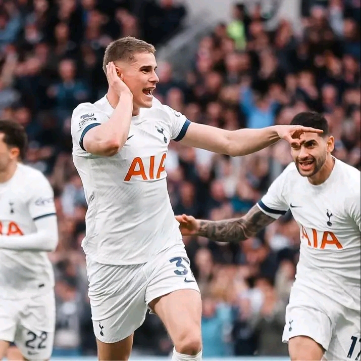 Micky Van de ven stats